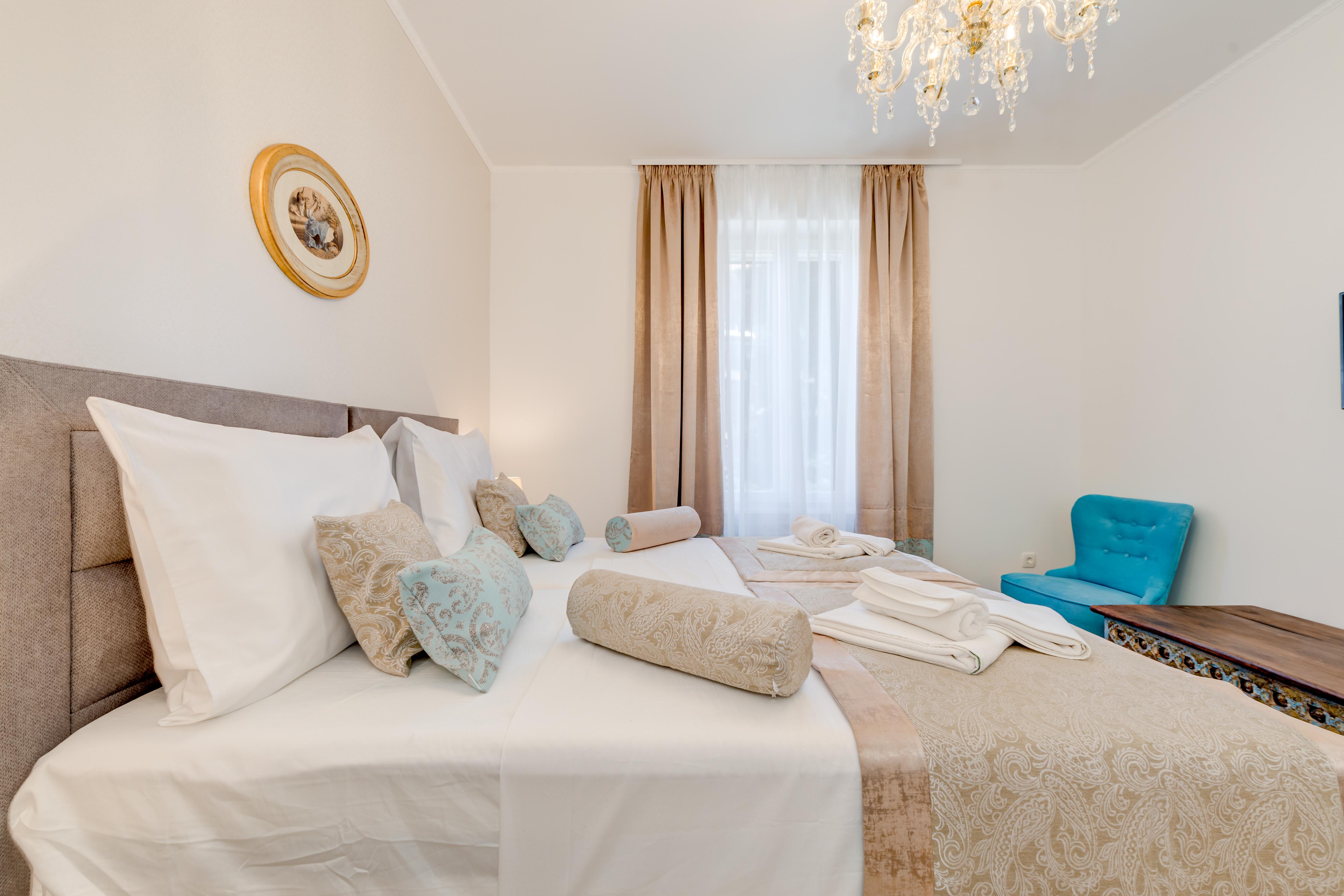 Le Monde Luxury Accommodation Split Exterior photo