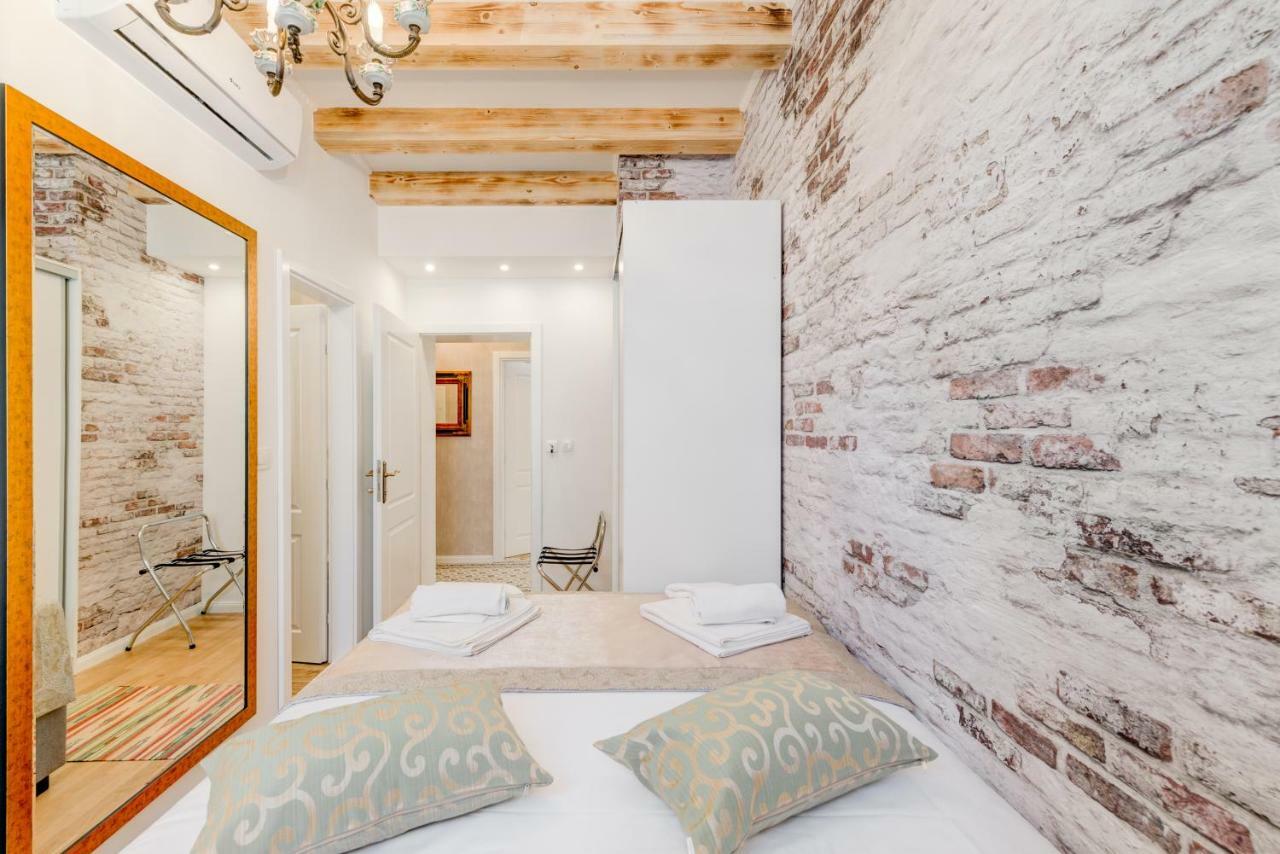 Le Monde Luxury Accommodation Split Exterior photo